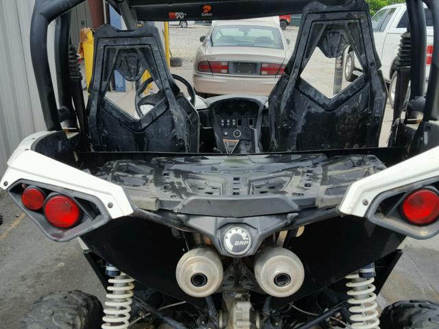 3JBPGAP29GJ000517 - 2016 CAN-AM MAVERICK 1 WHITE photo 6