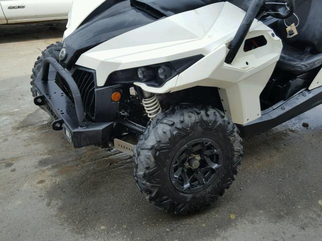 3JBPGAP29GJ000517 - 2016 CAN-AM MAVERICK 1 WHITE photo 9