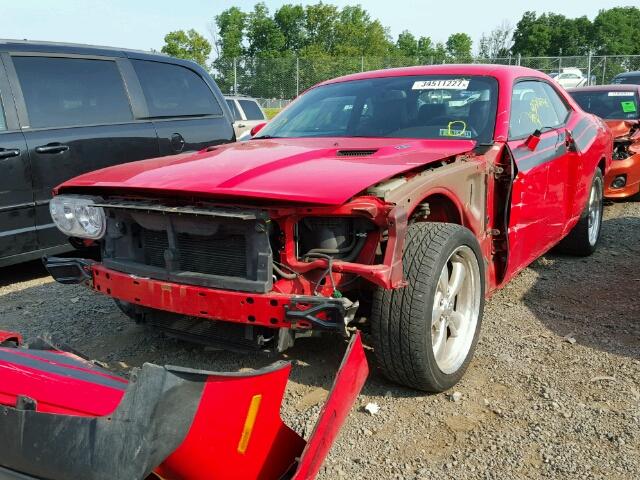 2B3CJ5DT7AH314609 - 2010 DODGE CHALLENGER RED photo 2