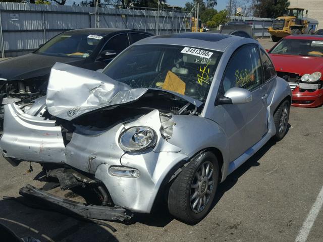 3VWCK31C95M409567 - 2005 VOLKSWAGEN NEW BEETLE 银色 照片 2