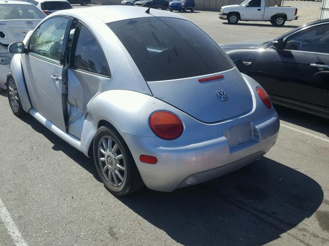 3VWCK31C95M409567 - 2005 VOLKSWAGEN NEW BEETLE 银色 照片 3