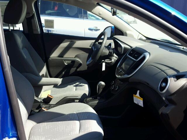 1G1JB5SH4H4152892 - 2017 CHEVROLET SONIC LS BLUE photo 5