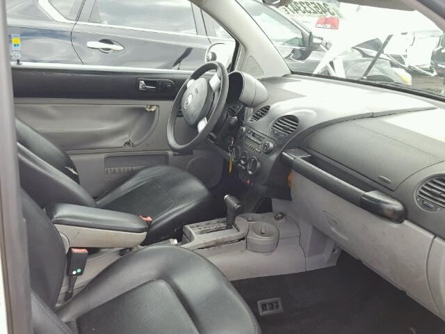 3VWCP21C12M414480 - 2002 VOLKSWAGEN NEW BEETLE 白色 照片 5