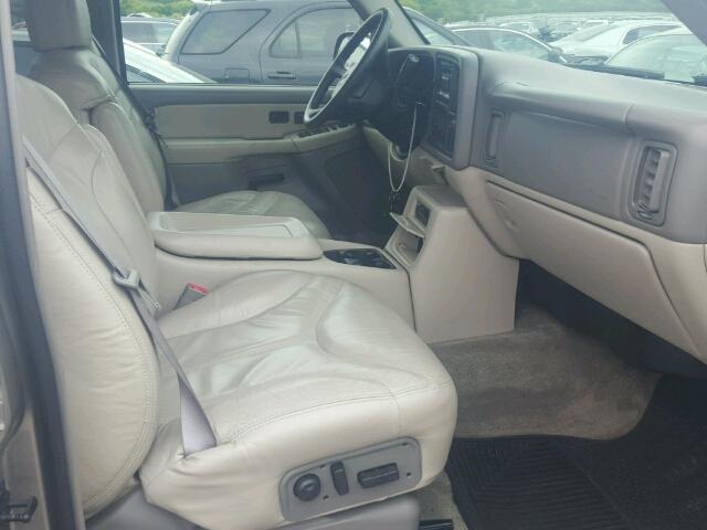 1GKEK13Z82J343110 - 2002 GMC YUKON Արծաթագույն լուսանկար 5