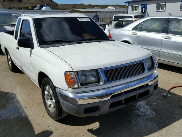 1N6DD26S0YC307539 - 2000 NISSAN FRONTIER K WHITE photo 1