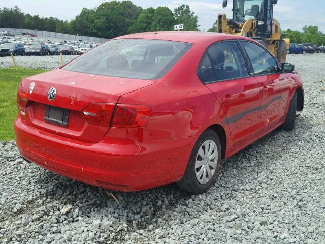 3VW2K7AJ0EM250276 - 2014 VOLKSWAGEN JETTA BASE 红色 照片 4