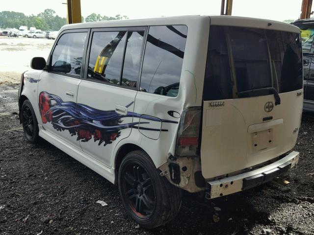 JTLKT324364105719 - 2006 TOYOTA SCION XB WHITE photo 3