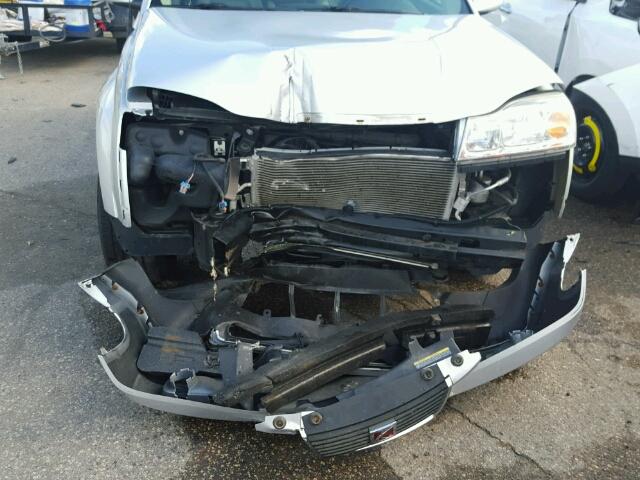 5GZCZ53496S872266 - 2006 SATURN VUE SILVER photo 9