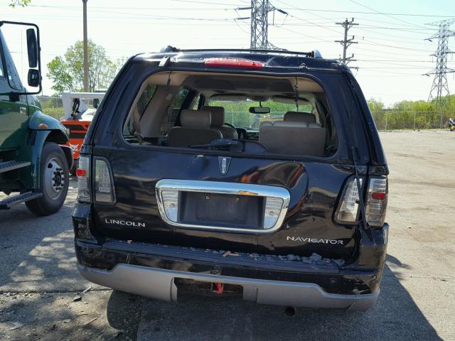 5LMFU28R13LJ33214 - 2003 LINCOLN NAVIGATOR BLACK photo 9