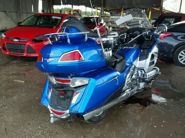 JH2SC68HXDK100525 - 2013 HONDA GL1800 H BLUE photo 4