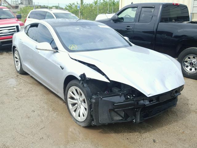 5YJSA1E10GF157570 - 2016 TESLA MODEL S Արծաթագույն լուսանկար 1