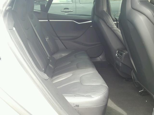 5YJSA1E10GF157570 - 2016 TESLA MODEL S Արծաթագույն լուսանկար 6