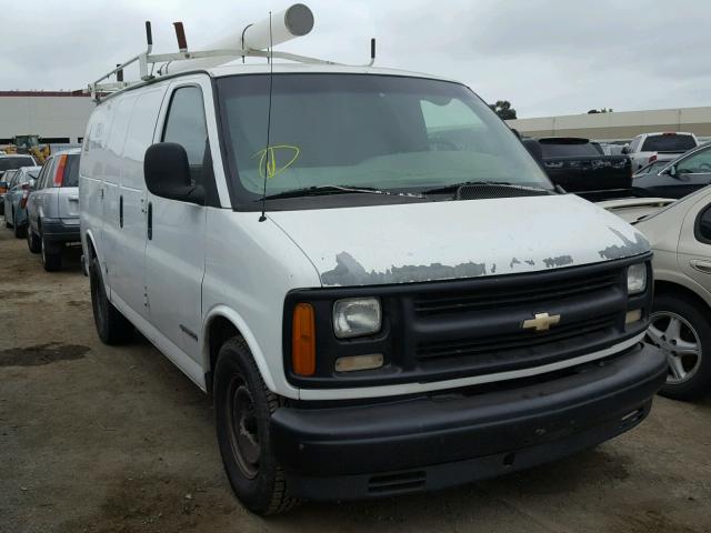 1GCFG25R1T1012746 - 1996 CHEVROLET G20 WHITE photo 1