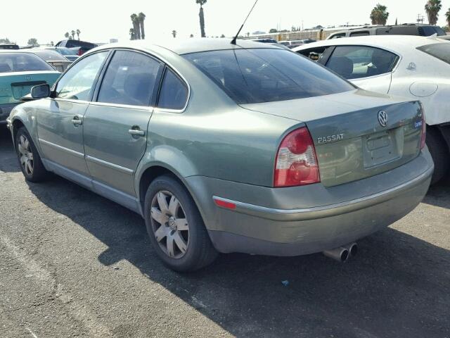 WVWRH63B23E238097 - 2003 VOLKSWAGEN PASSAT GLX GREEN photo 3