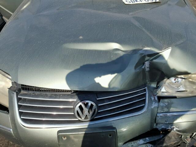 WVWRH63B23E238097 - 2003 VOLKSWAGEN PASSAT GLX 绿色 照片 7