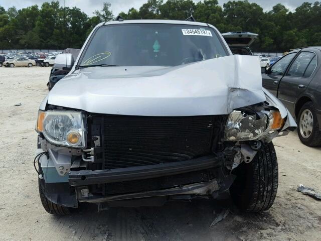 1FMCU94128KA95343 - 2008 FORD ESCAPE SILVER photo 9