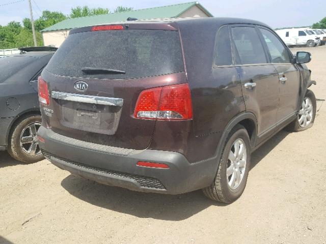 5XYKT3A1XCG283868 - 2012 KIA SORENTO BA PURPLE photo 4