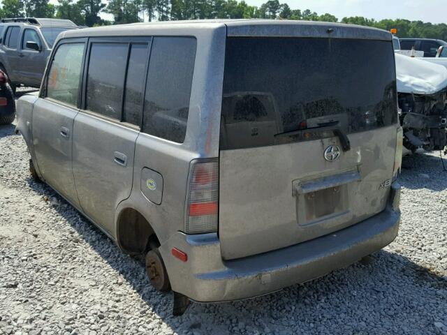 JTLKT324864113508 - 2006 TOYOTA SCION XB SILVER photo 3