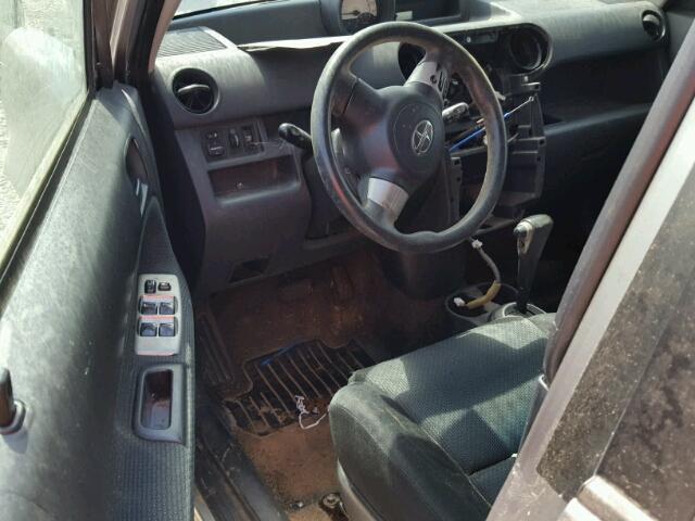 JTLKT324864113508 - 2006 TOYOTA SCION XB SILVER photo 9
