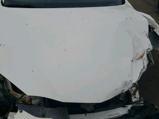 2G2WS522841130087 - 2004 PONTIAC GRAND PRIX WHITE photo 7