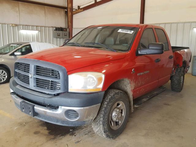 1D7KS28C66J233872 - 2006 DODGE RAM 2500 S RED photo 2