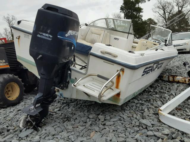 LYGNA135F203 - 1993 SEAGRAVE FIRE APPARATUS BOAT WHITE photo 4