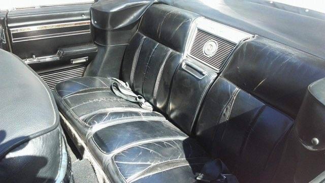 YM27K7310246 - 1967 CHRYSLER IMPERIAL WHITE photo 7