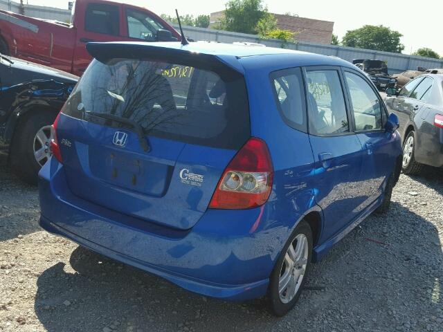 JHMGD38628S035568 - 2008 HONDA FIT SPORT BLUE photo 4