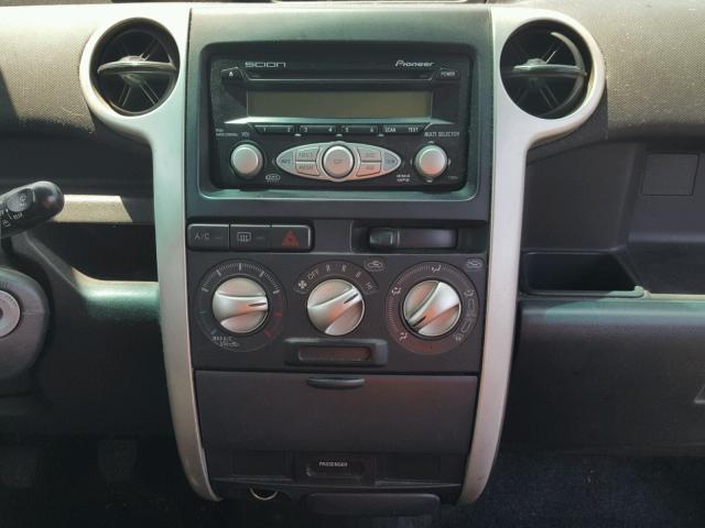 JTLKT334064090675 - 2006 TOYOTA SCION XB BLACK photo 9