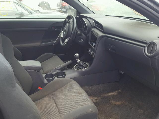 JTKJF5C73B3010864 - 2011 TOYOTA SCION TC 灰色 照片 5