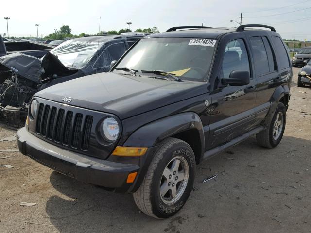 1J4GL38K35W665101 - 2005 JEEP LIBERTY RE BLACK photo 2