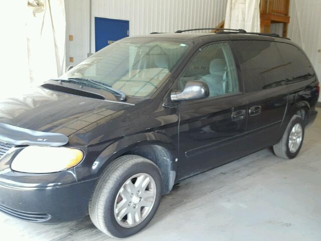 2C4GP44R84R591992 - 2004 CHRYSLER TOWN & COU BLACK photo 9