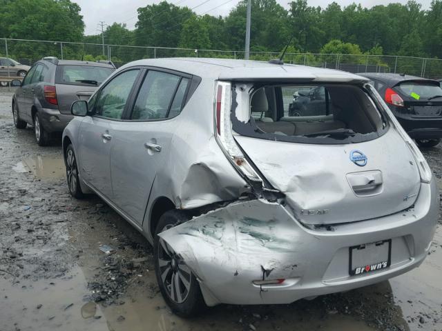 1N4AZ0CPXFC321589 - 2015 NISSAN LEAF S SILVER photo 3