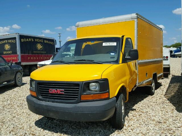 1GDY72CA9B1900709 - 2011 GMC SAVANA CUT YELLOW photo 2