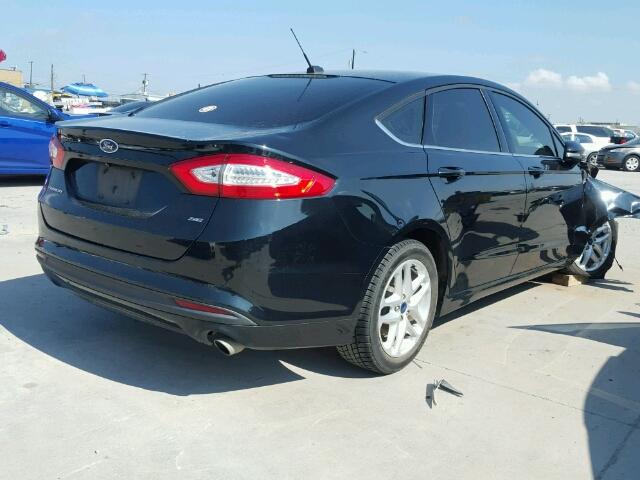 3FA6P0H75ER241010 - 2014 FORD FUSION SE BLUE photo 4