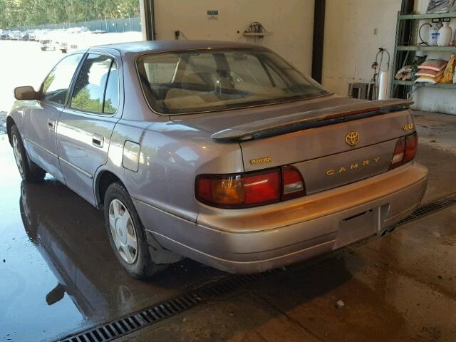 4T1GK12E2SU114144 - 1995 TOYOTA CAMRY LE GRAY photo 3