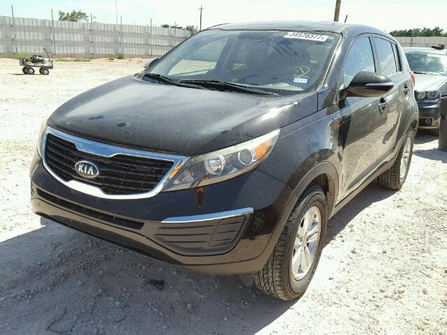 KNDPBCA22B7017936 - 2011 KIA SPORTAGE L BLACK photo 2