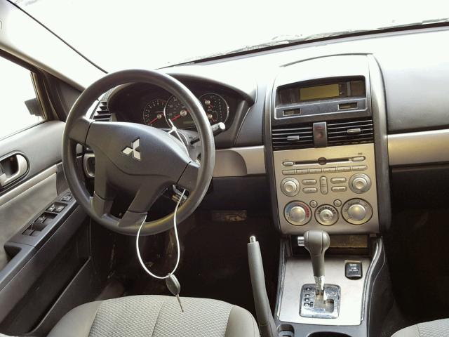 4A32B2FFXAE010921 - 2010 MITSUBISHI GALANT FE SILVER photo 9