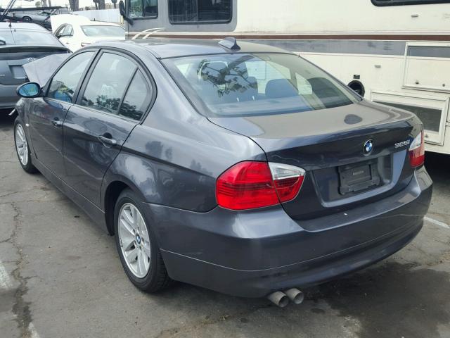 WBAVB17596NK36632 - 2006 BMW 325 I AUTO CHARCOAL photo 3