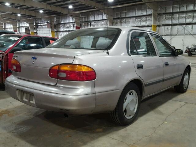 1Y1SK5289YZ438621 - 2000 CHEVROLET GEO PRIZM 灰色 照片 4