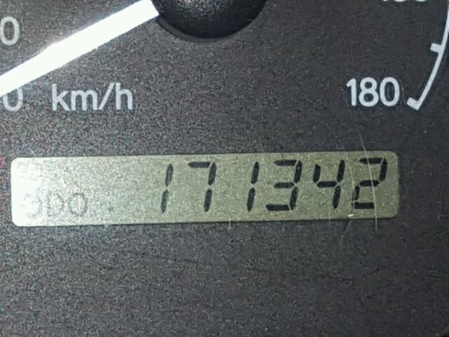 1Y1SK5289YZ438621 - 2000 CHEVROLET GEO PRIZM 灰色 照片 8