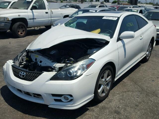 4T1CE30P37U760628 - 2007 TOYOTA CAMRY SOLA WHITE photo 2