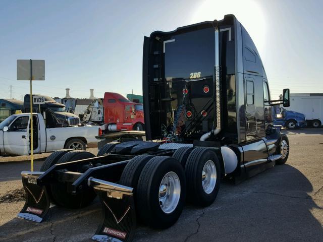 1XKYDP9X0HJ140088 - 2017 KENWORTH CONSTRUCTI BLACK photo 4