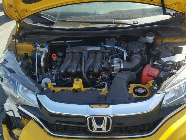 3HGGK5H49JM714447 - 2018 HONDA FIT LX YELLOW photo 7