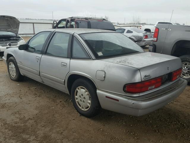 2G4WB52L8S1489758 - 1995 BUICK REGAL CUST SILVER photo 3