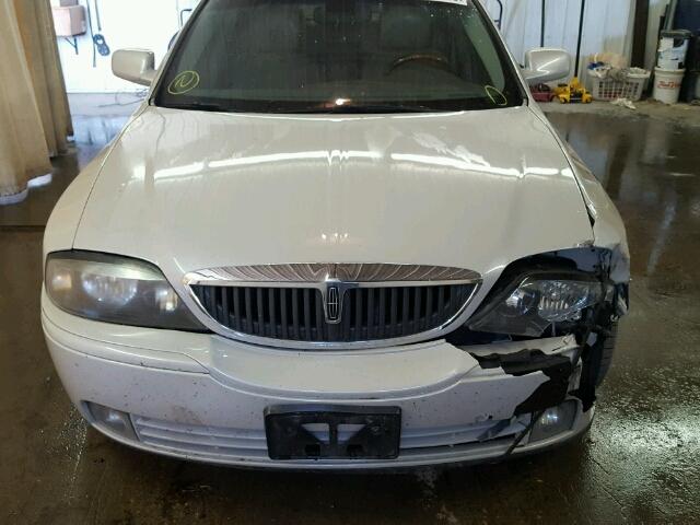 1LNHM87A75Y646872 - 2005 LINCOLN LS 奶油色 照片 9