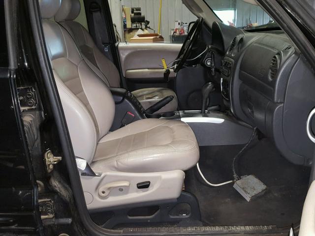 1J4GL38K43W612713 - 2003 JEEP LIBERTY RE BLACK photo 5