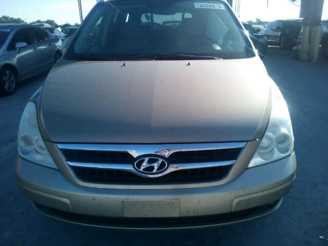 KNDMC233276023488 - 2007 HYUNDAI ENTOURAGE TAN photo 7