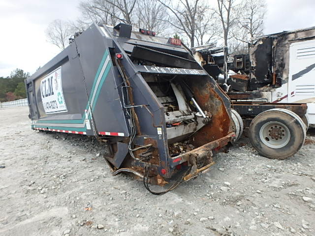 1NPZL00X53D714708 - 2003 PETERBILT COE 320 GREEN photo 3