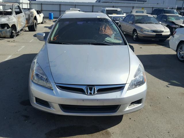 JHMCM56117C014978 - 2007 HONDA ACCORD VAL SILVER photo 10